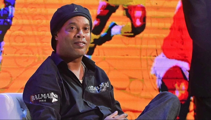 Sau khi giải nghệ, Ronaldinho vẫn xuất hiện trong các sự kiện bóng đá, trận đấu huyền thoại và hoạt động giao lưu người hâm mộ. 