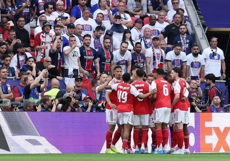 Mikel Arteta và Luis Enrique cân não với những toan tính chiến thuật đầy bất ngờ tại Puskás Aréna.