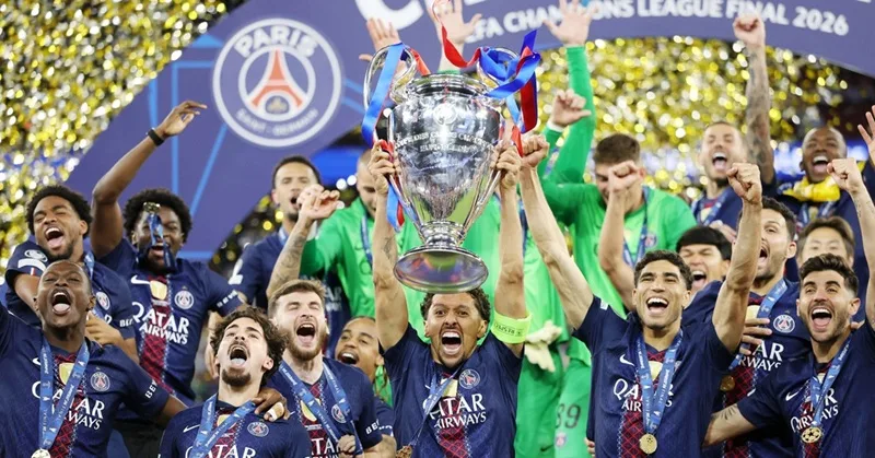 Chiếc cúp tai voi Champions League danh giá một lần nữa thuộc về đội bóng thủ đô nước Pháp.