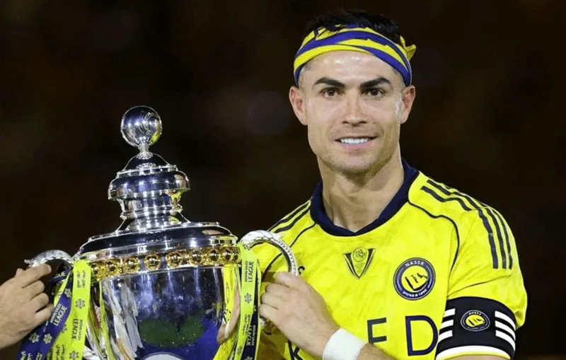Ronaldo tiếp tục chinh phục những đỉnh cao mới tại Juventus và câu lạc bộ Al-Nassr.