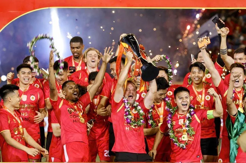 Chiến thắng giúp CAHN san bằng kỷ lục 64 điểm lịch sử trong một mùa giải V-League.