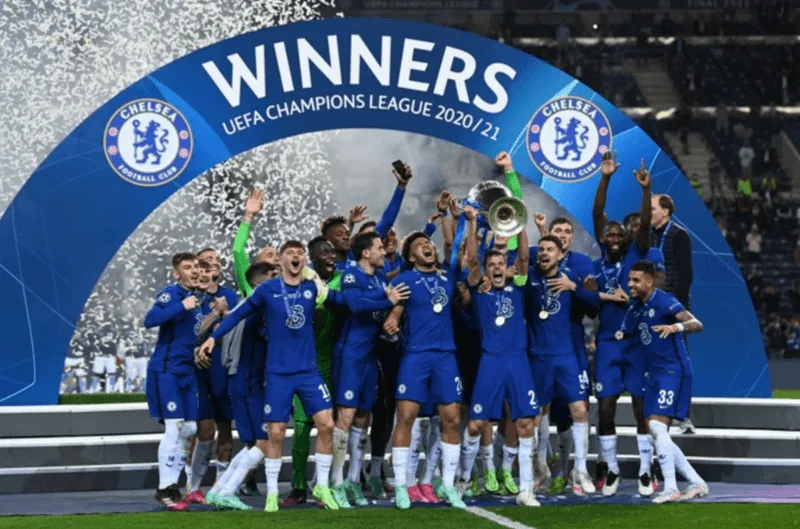 Chelsea và khoảnh khắc nâng cao cúp bạc Champions League danh giá trong lịch sử câu lạc bộ.