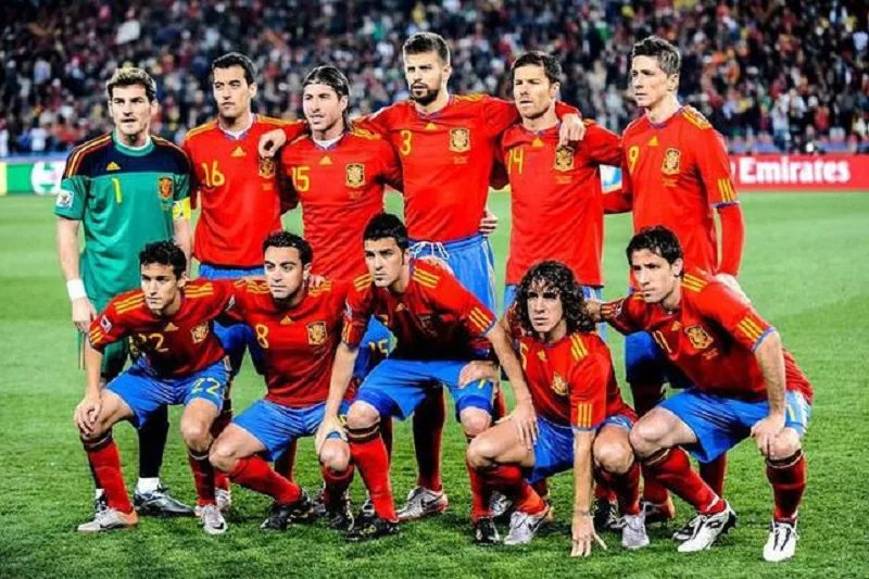 Thế hệ vàng của đội tuyển Tây Ban Nha thách thức định kiến tại World Cup 2010.