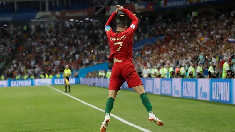 Cú hat-trick thần sầu của Cristiano Ronaldo vào lưới Tây Ban Nha tại vòng bảng World Cup 2018.