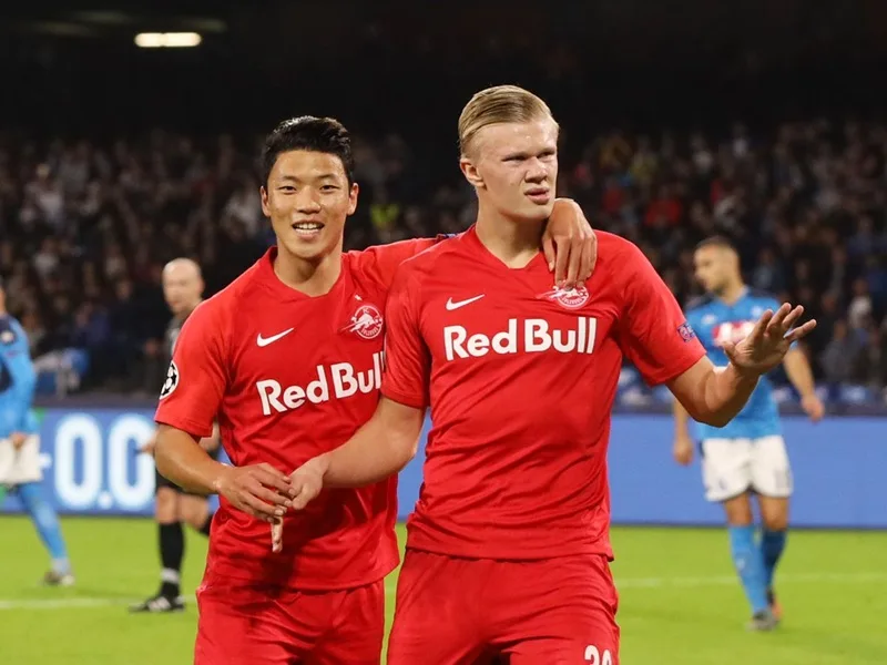 Chàng trai 19 tuổi Erling Haaland làm chấn động châu Âu trong màu áo Red Bull Salzburg.