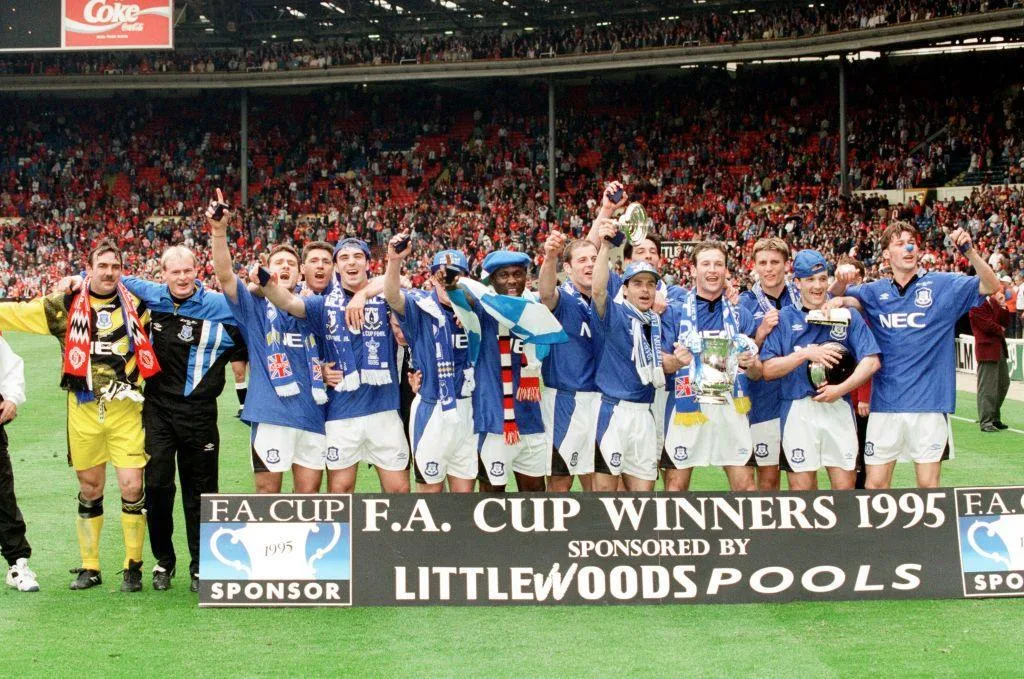lich-su-cau-lac-bo-bong-da-everton-az